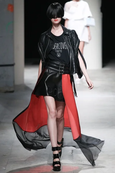 Look 22
